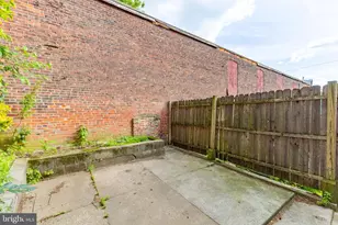 122 W Salaignac St, Philadelphia, PA 19127 - Photo 4