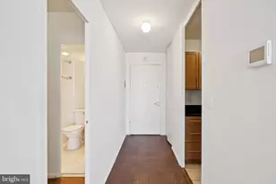 200 Locust St, Philadelphia, PA 19106 - Photo 10