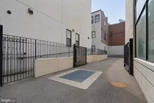 218 S 3rd St, Philadelphia, PA 19106 - Photo 26