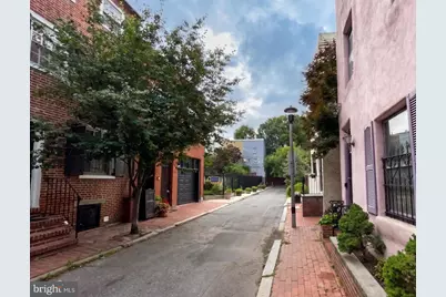 1136 Waverly Street, Philadelphia, PA 19147 - Photo 4