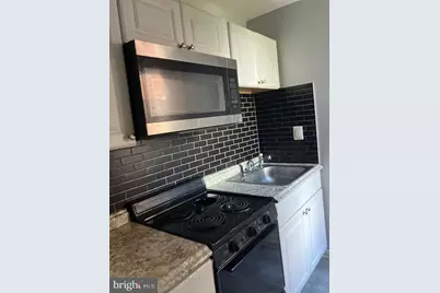 2006 S Simpson Street, Philadelphia, PA 19142 - Photo 8
