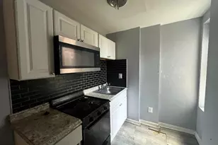 2006 S Simpson St, Philadelphia, PA 19142 - Photo 18