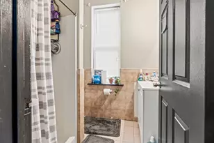 4127 Woodland Ave, Philadelphia, PA 19104 - Photo 16