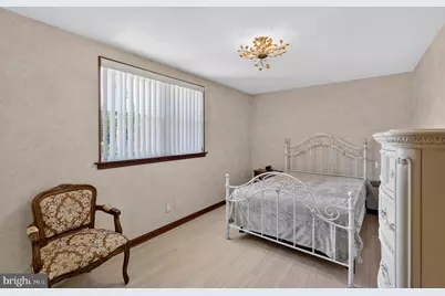 327 Nandina Street, Philadelphia, PA 19116 - Photo 18