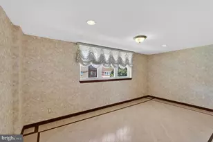 327 Nandina St, Philadelphia, PA 19116 - Photo 8