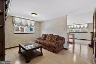 327 Nandina St, Philadelphia, PA 19116 - Photo 14