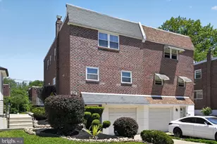 327 Nandina St, Philadelphia, PA 19116 - Photo 2