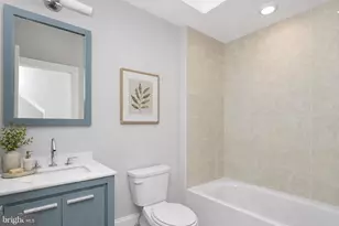 2209 Cross St, Philadelphia, PA 19146 - Photo 26
