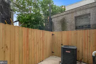 2209 Cross St, Philadelphia, PA 19146 - Photo 38