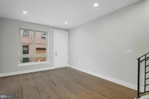 2209 Cross St, Philadelphia, PA 19146 - Photo 4