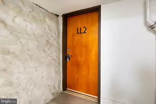 1639 Poplar St, Philadelphia, PA 19130 - Photo 16