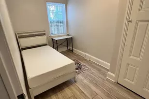 2048 N Darien St, Philadelphia, PA 19122 - Photo 16