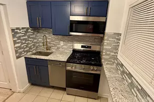 2048 N Darien St, Philadelphia, PA 19122 - Photo 10