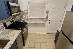 2048 N Darien St, Philadelphia, PA 19122 - Photo 8