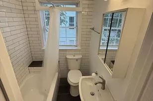 2048 N Darien St, Philadelphia, PA 19122 - Photo 4