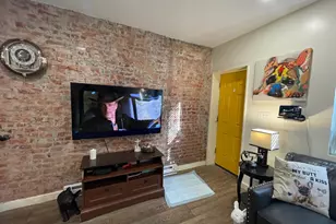 2343 Fernon St, Philadelphia, PA 19145 - Photo 6