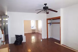 133 Jamestown St, Philadelphia, PA 19127 - Photo 4