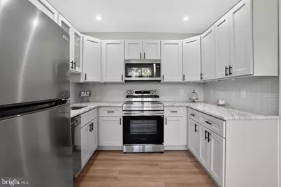 4637 Pine Street #D410, Philadelphia, PA 19143 - Photo 8
