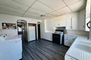 422 Wolf St, Philadelphia, PA 19148 - Photo 8