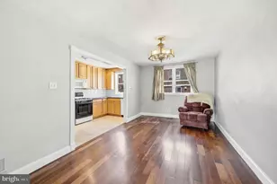 2127 Glenview St, Philadelphia, PA 19149 - Photo 4