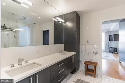 800 S 19th Street, Philadelphia, PA 19146 - Photo 10