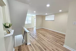 7638 Sherwood Rd, Philadelphia, PA 19151 - Photo 6
