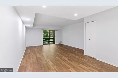289 Shawmont Avenue #E, Philadelphia, PA 19128 - Photo 4