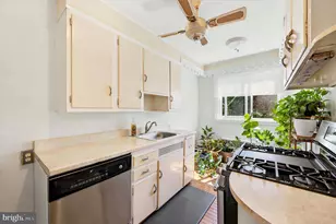 1043 N 68th St, Philadelphia, PA 19151 - Photo 6
