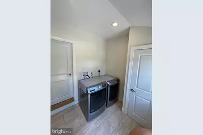 8129 Pine Road, Philadelphia, PA 19111 - Photo 40