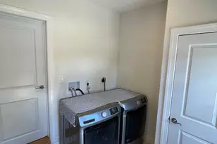 8129 Pine Rd, Philadelphia, PA 19111 - Photo 40