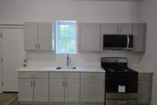 2161 W Grange Ave, Philadelphia, PA 19138 - Photo 6
