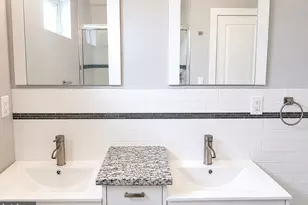 1906 E Harold St, Philadelphia, PA 19125 - Photo 16