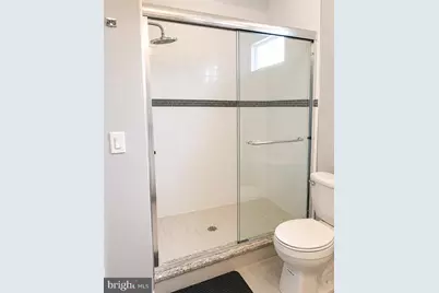 1906 E Harold Street, Philadelphia, PA 19125 - Photo 16