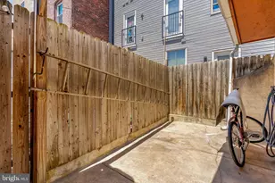 678 N 15th St, Philadelphia, PA 19130 - Photo 14