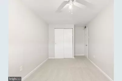 6825 Lindbergh Boulevard, Philadelphia, PA 19142 - Photo 20