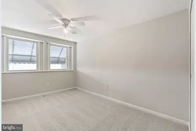 6825 Lindbergh Boulevard, Philadelphia, PA 19142 - Photo 18