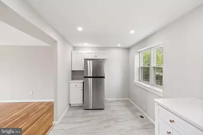 6825 Lindbergh Boulevard, Philadelphia, PA 19142 - Photo 10