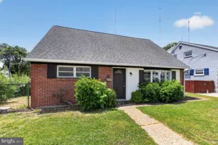 6944 Manti St, Philadelphia, PA 19128 - Photo 2