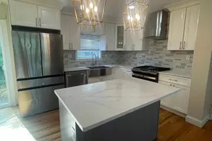 3300 Kayford Cir, Philadelphia, PA 19114 - Photo 2