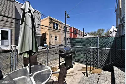 2836 S Sydenham Street, Philadelphia, PA 19145 - Photo 10