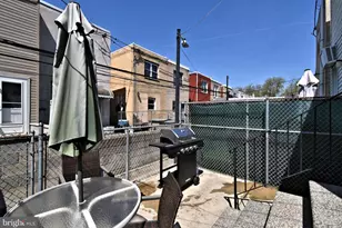 2836 S Sydenham St, Philadelphia, PA 19145 - Photo 10