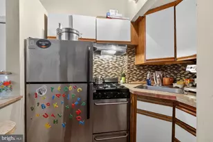 1336 Lombard, Philadelphia, PA 19104 - Photo 6