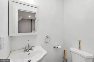 2504 Manton St, Philadelphia, PA 19146 - Photo 8