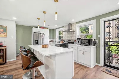 1221 S Melville Street, Philadelphia, PA 19143 - Photo 2