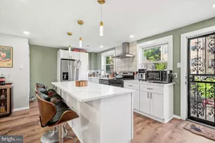 1221 S Melville St, Philadelphia, PA 19143 - Photo 2