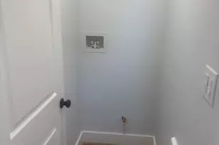 43 E Sharpnack St, Philadelphia, PA 19119 - Photo 14