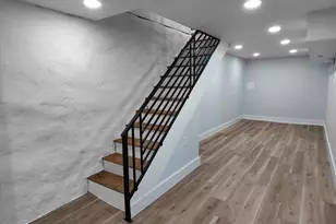 43 E Sharpnack St, Philadelphia, PA 19119 - Photo 32