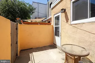 1024 Winton St, Philadelphia, PA 19148 - Photo 12