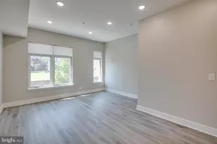2017 N College Ave, Philadelphia, PA 19121 - Photo 10