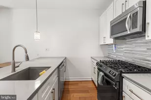 1817 Wylie St, Philadelphia, PA 19130 - Photo 10
